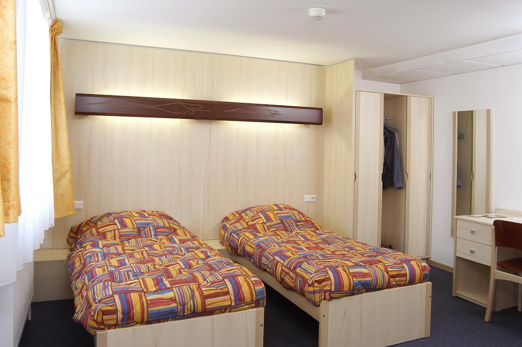 Hostel - Le Mittel Миттельвир Экстерьер фото